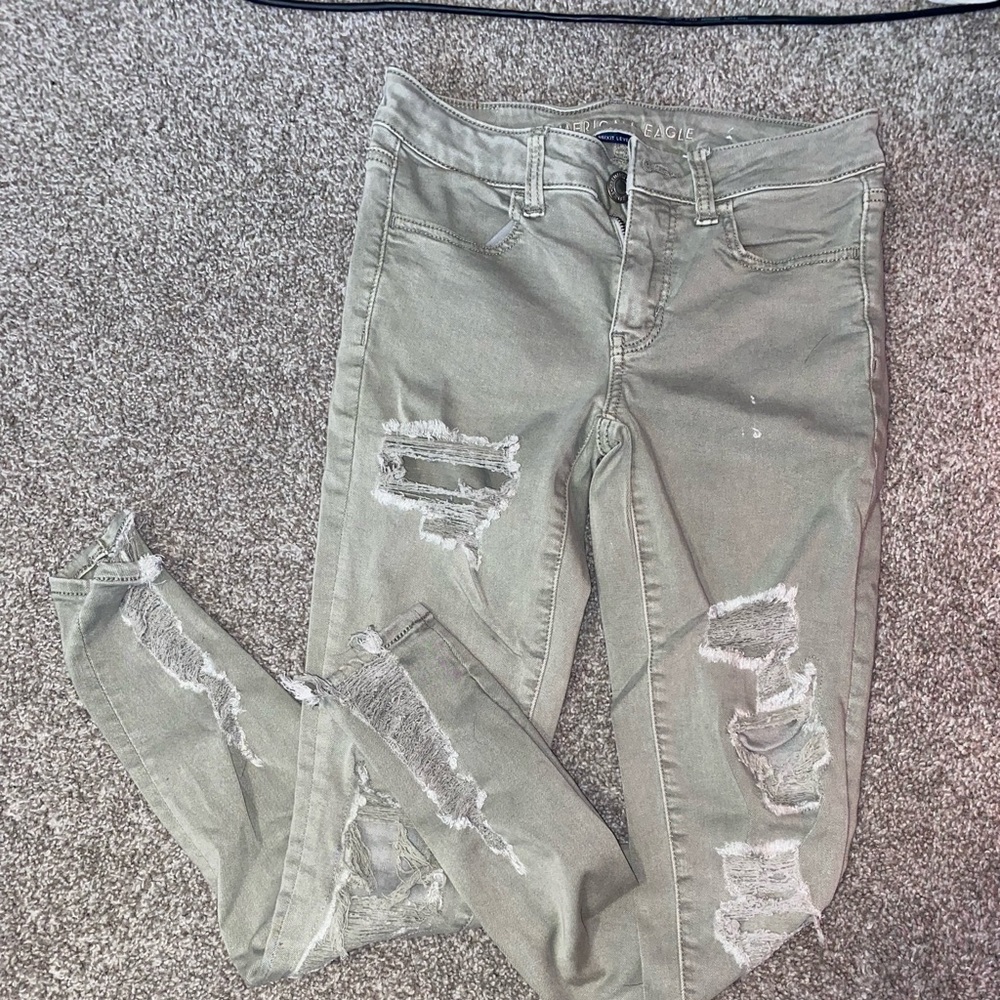 American Eagle Outfitters Light Olive Green